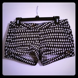 SALE Geometric Design Shorts